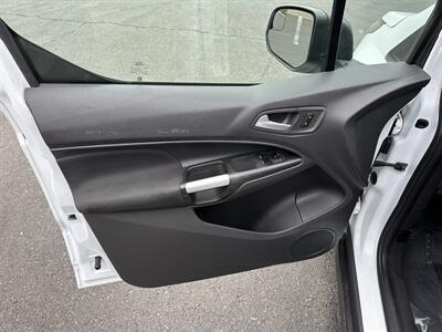 2015 Ford Transit Connect XLT - Photo 8 - Sacramento, CA 95821