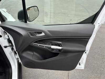 2015 Ford Transit Connect XLT - Photo 14 - Sacramento, CA 95821