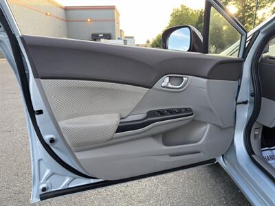 2012 Honda Civic Hybrid   - Photo 6 - Sacramento, CA 95821