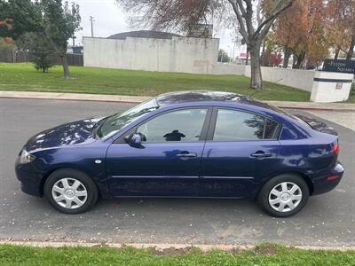 2005 Mazda Mazda3 i   - Photo 10 - Sacramento, CA 95821