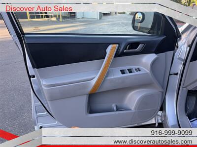 2009 Toyota Highlander Hybrid - Photo 8 - Sacramento, CA 95821