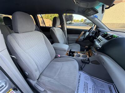 2009 Toyota Highlander Hybrid - Photo 16 - Sacramento, CA 95821