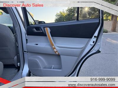 2009 Toyota Highlander Hybrid - Photo 13 - Sacramento, CA 95821