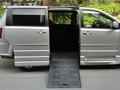 2012 Dodge Grand Caravan R/T  HANDICAP WHEELCHAIR ACCESSIBLE VAN - Photo 16 - Sacramento, CA 95821