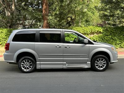 2012 Dodge Grand Caravan R/T  HANDICAP WHEELCHAIR ACCESSIBLE VAN - Photo 10 - Sacramento, CA 95821