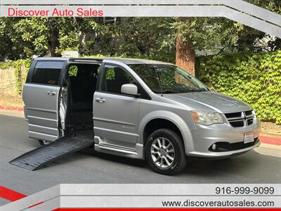 2012 Dodge Grand Caravan R/T  HANDICAP WHEELCHAIR ACCESSIBLE VAN - Photo 8 - Sacramento, CA 95821