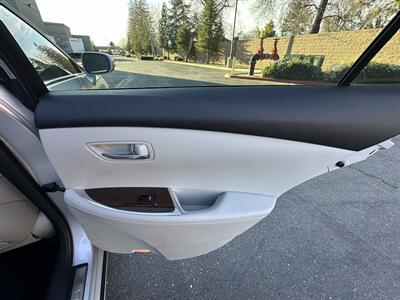 2011 Lexus ES 350   - Photo 14 - Sacramento, CA 95821
