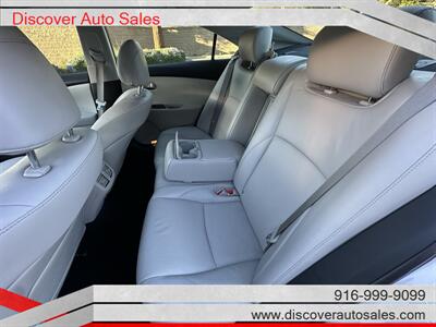 2011 Lexus ES 350   - Photo 10 - Sacramento, CA 95821