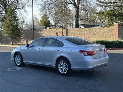 2011 Lexus ES 350   - Photo 4 - Sacramento, CA 95821
