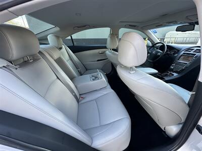 2011 Lexus ES 350   - Photo 13 - Sacramento, CA 95821