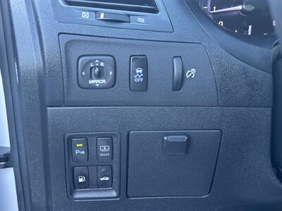 2011 Lexus ES 350   - Photo 20 - Sacramento, CA 95821