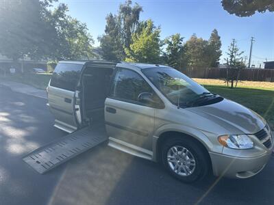 2006 Dodge Grand Caravan SE  HANDICAP WHEELCHAIR ACCESSIBLE VAN - Photo 2 - Sacramento, CA 95821