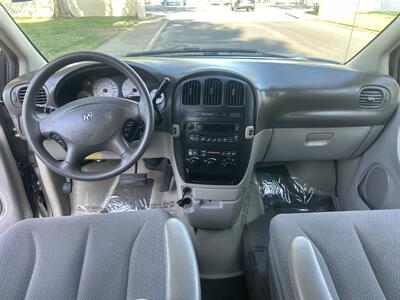 2006 Dodge Grand Caravan SE  HANDICAP WHEELCHAIR ACCESSIBLE VAN - Photo 18 - Sacramento, CA 95821