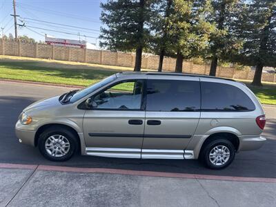 2006 Dodge Grand Caravan SE  HANDICAP WHEELCHAIR ACCESSIBLE VAN - Photo 10 - Sacramento, CA 95821