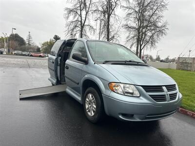 2006 Dodge Grand Caravan Handicap Wheelchair accessible van   - Photo 4 - Sacramento, CA 95821