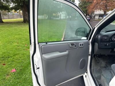 2004 Dodge Grand Caravan Handicap Wheelchair   - Photo 13 - Sacramento, CA 95821