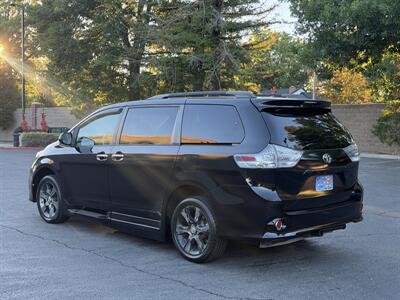 2013 Toyota Sienna SE 8-Passenger  HANDICAP WHEELCHAIR ACCESSIBLE VAN - Photo 9 - Sacramento, CA 95821