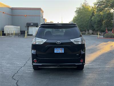 2013 Toyota Sienna SE 8-Passenger  HANDICAP WHEELCHAIR ACCESSIBLE VAN - Photo 8 - Sacramento, CA 95821
