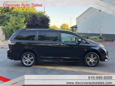 2013 Toyota Sienna SE 8-Passenger  HANDICAP WHEELCHAIR ACCESSIBLE VAN - Photo 22 - Sacramento, CA 95821