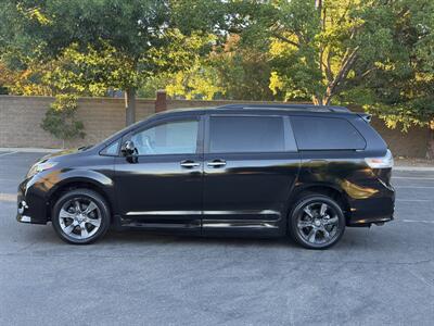 2013 Toyota Sienna SE 8-Passenger  HANDICAP WHEELCHAIR ACCESSIBLE VAN - Photo 6 - Sacramento, CA 95821