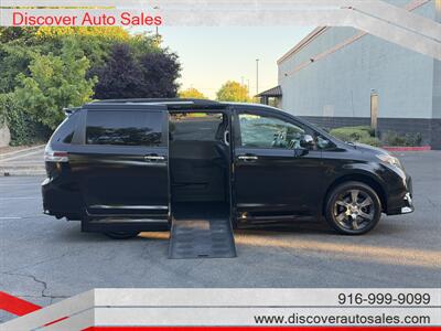 2013 Toyota Sienna SE 8-Passenger  HANDICAP WHEELCHAIR ACCESSIBLE VAN - Photo 30 - Sacramento, CA 95821