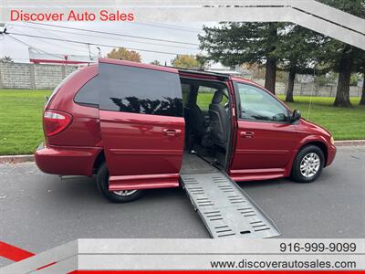 2005 Dodge Grand Caravan SE HANDICAP WHEELCHAIR ACCESSIBLE VAN - Photo 8 - Sacramento, CA 95821