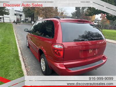 2005 Dodge Grand Caravan SE HANDICAP WHEELCHAIR ACCESSIBLE VAN - Photo 12 - Sacramento, CA 95821