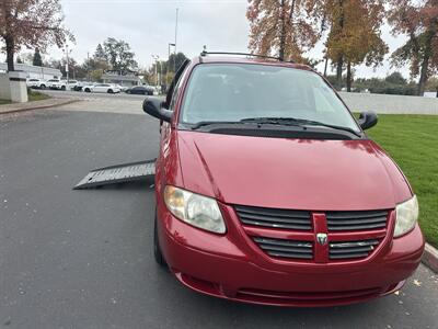 2005 Dodge Grand Caravan SE HANDICAP WHEELCHAIR ACCESSIBLE VAN - Photo 5 - Sacramento, CA 95821