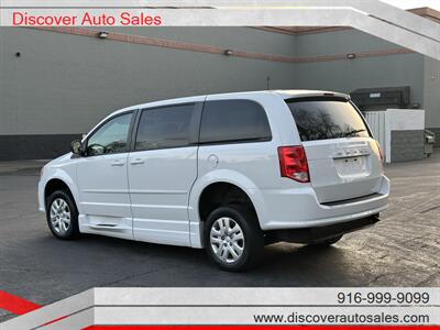 2015 Dodge Grand Caravan SE  HANDICAP WHEELCHAIR ACCESSIBLE VAN - Photo 7 - Sacramento, CA 95821