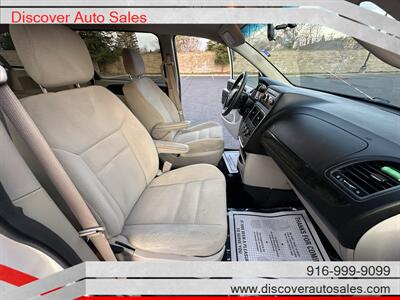 2015 Dodge Grand Caravan SE  HANDICAP WHEELCHAIR ACCESSIBLE VAN - Photo 17 - Sacramento, CA 95821