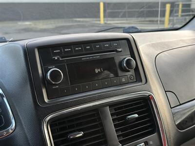 2015 Dodge Grand Caravan SE  HANDICAP WHEELCHAIR ACCESSIBLE VAN - Photo 25 - Sacramento, CA 95821