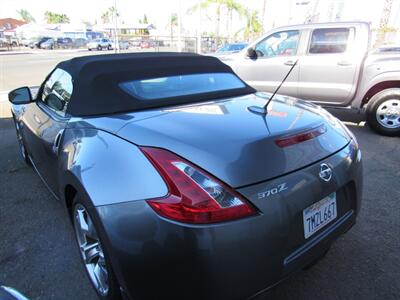 2011 Nissan 370Z Roadster - Photo 4 - San Diego, CA 92115