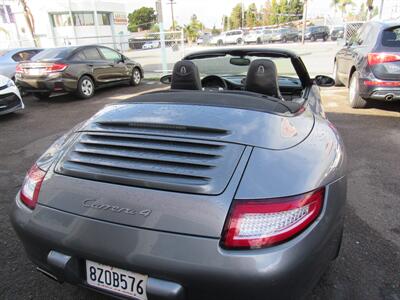 2006 Porsche 911 Carrera 4   - Photo 39 - San Diego, CA 92115