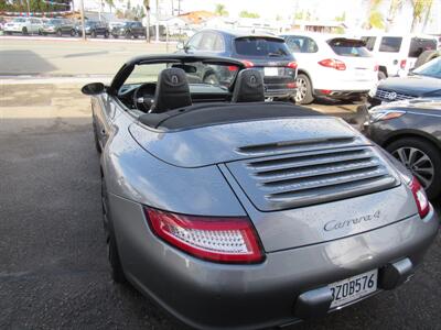 2006 Porsche 911 Carrera 4   - Photo 40 - San Diego, CA 92115