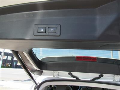 2025 Subaru Ascent Premium 7-Passenger   - Photo 22 - San Diego, CA 92115