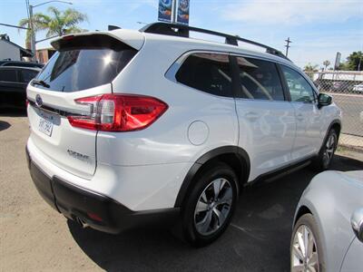2025 Subaru Ascent Premium 7-Passenger   - Photo 11 - San Diego, CA 92115