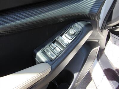 2025 Subaru Ascent Premium 7-Passenger   - Photo 28 - San Diego, CA 92115