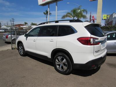 2025 Subaru Ascent Premium 7-Passenger   - Photo 6 - San Diego, CA 92115