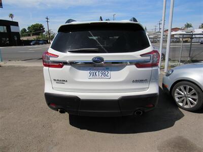 2025 Subaru Ascent Premium 7-Passenger   - Photo 9 - San Diego, CA 92115