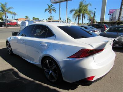 2018 Lexus IS   - Photo 6 - San Diego, CA 92115