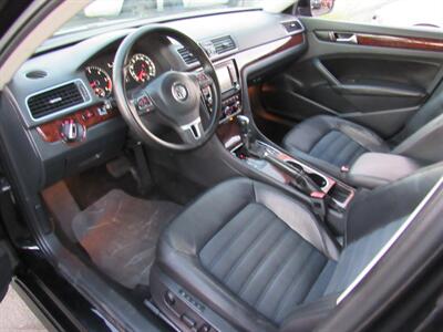 2013 Volkswagen Passat TDI SEL Premium   - Photo 18 - San Diego, CA 92115