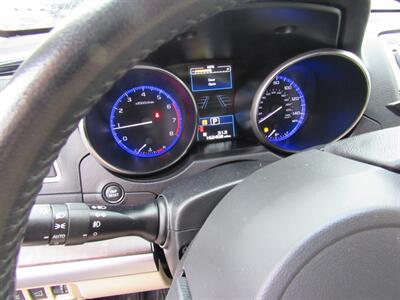 2017 Subaru Outback 2.5i Limited   - Photo 18 - San Diego, CA 92115