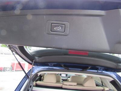 2017 Subaru Outback 2.5i Limited   - Photo 16 - San Diego, CA 92115