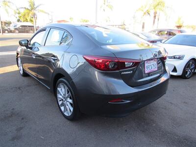 2017 Mazda Mazda3 Touring   - Photo 10 - San Diego, CA 92115