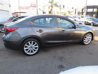 2017 Mazda Mazda3 Touring   - Photo 16 - San Diego, CA 92115