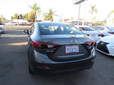 2017 Mazda Mazda3 Touring   - Photo 11 - San Diego, CA 92115