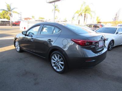 2017 Mazda Mazda3 Touring   - Photo 9 - San Diego, CA 92115