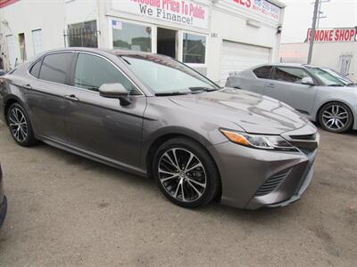 2018 Toyota Camry SE   - Photo 4 - San Diego, CA 92115