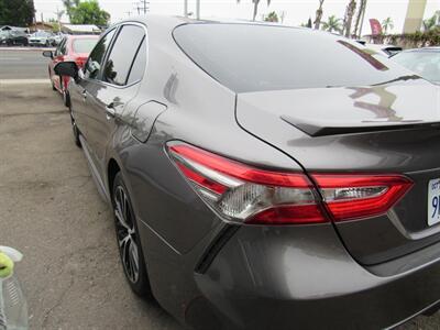 2018 Toyota Camry SE   - Photo 10 - San Diego, CA 92115
