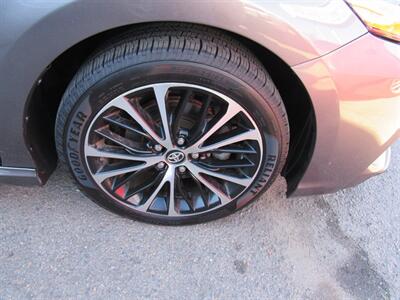 2019 Toyota Camry SE - Photo 5 - San Diego, CA 92115